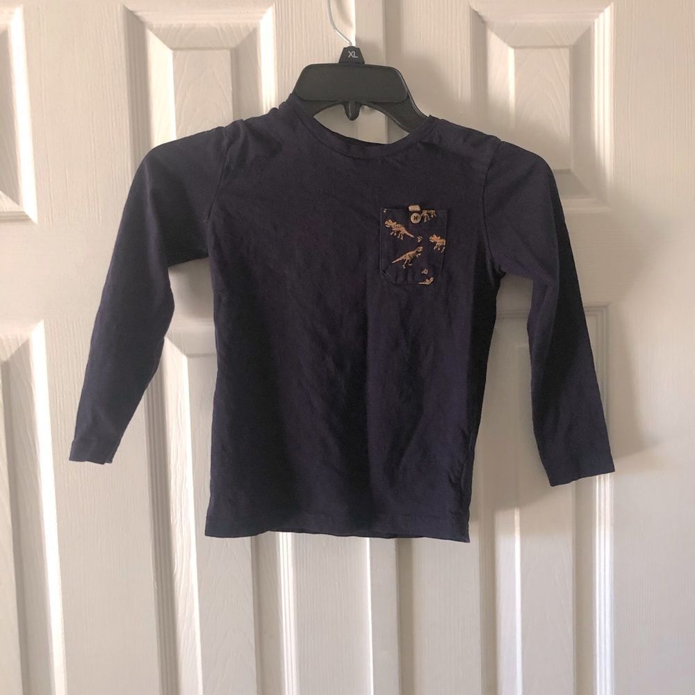 6/$20 Craft & Flow Knitwear navy blue long sleeve shirt w/ dinosaur bone pocket5